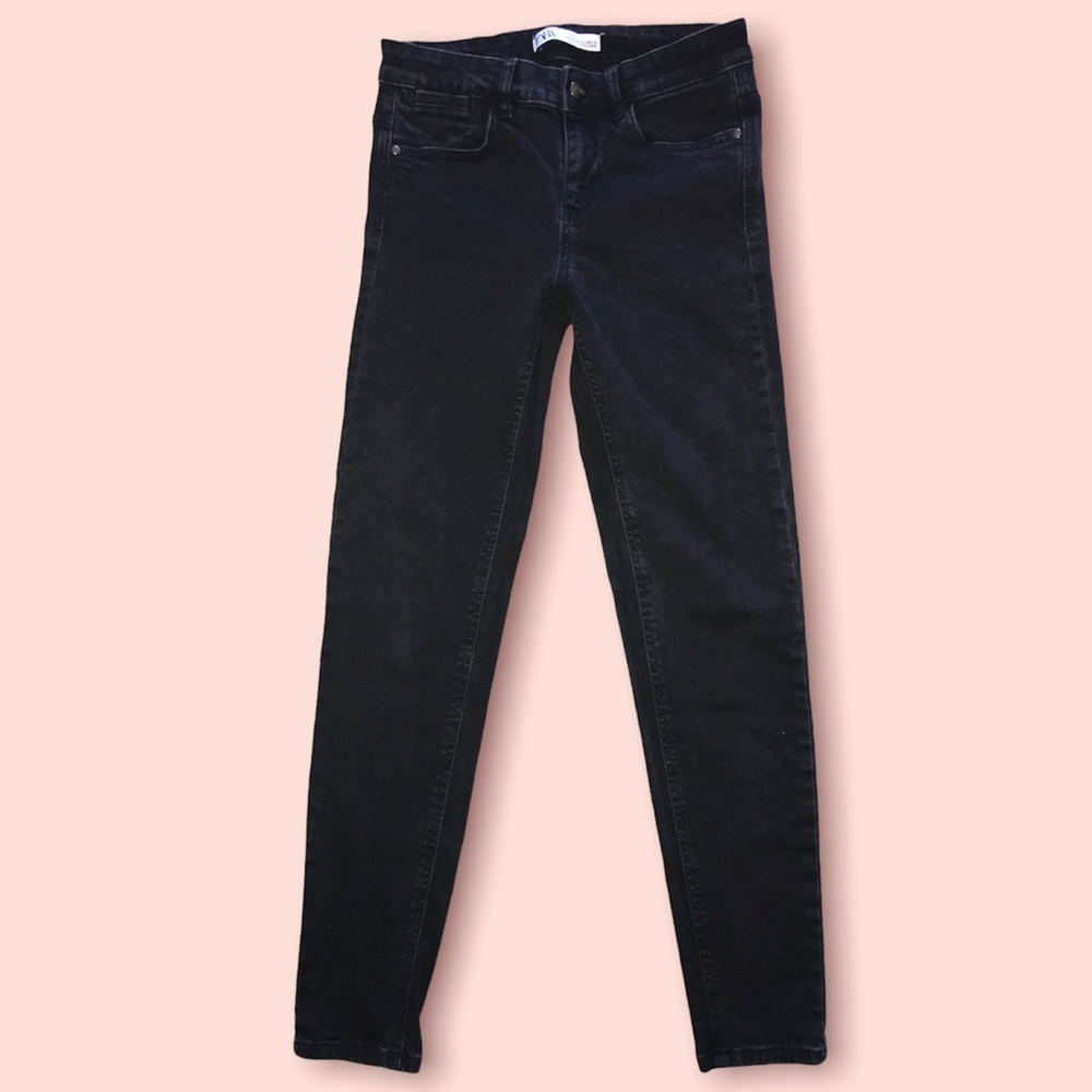 Zara Black Skinny. Size 4. Condition is good, used. - Picture 1 of 6